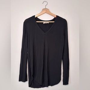 Carly Jean los angles basic black v neck long sleeve